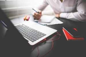 man-working-with-laptop_385-19323865